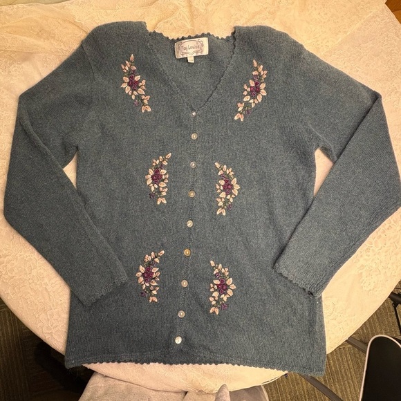 Fay Louise Women’s Small/Medium Wool Embroidered Button Up Grandma Style Sweater - Picture 1 of 9